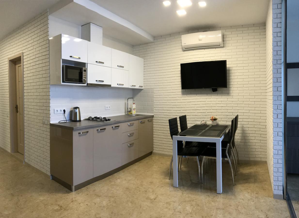 V&A Lux Apartments Batumi Exterior photo